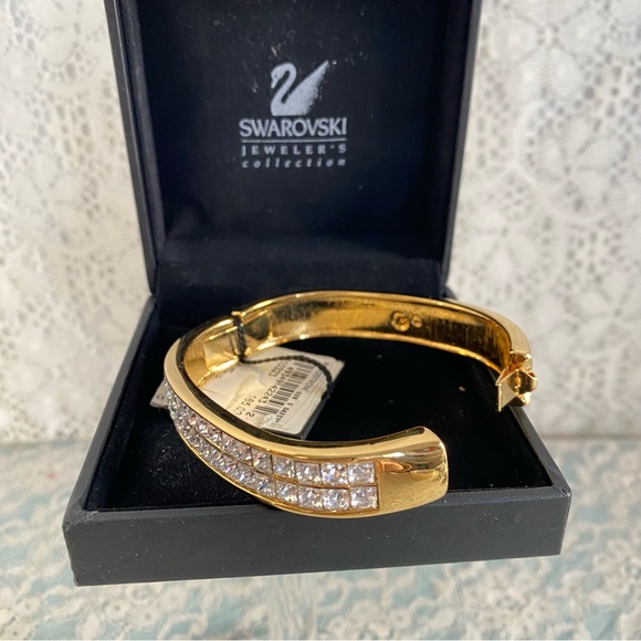 Swarovski Gold and Crystal Bracelet - Picture 4 of 6